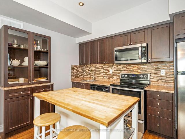 119 - 25 Richgrove Dr, Townhouse with 2 bedrooms, 2 bathrooms and 1 parking in Toronto ON | Image 4