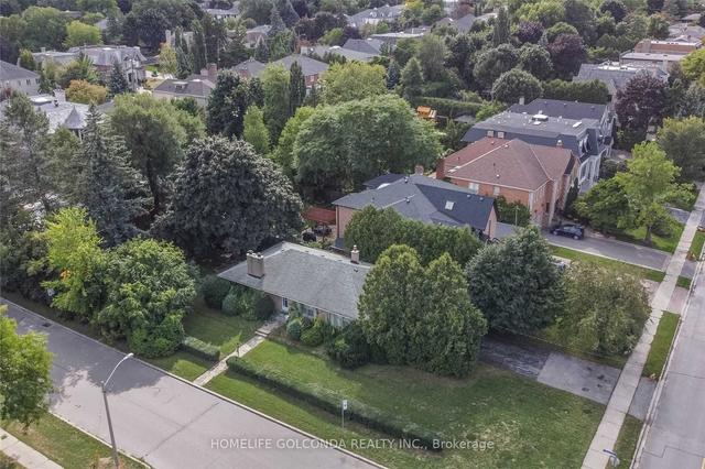 103 Owen Blvd, House detached with 3 bedrooms, 2 bathrooms and 6 parking in Toronto ON | Image 8