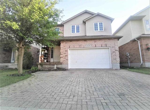 828 Brandenburg Blvd, House detached with 3 bedrooms, 4 bathrooms and 4 parking in Waterloo ON | Image 1