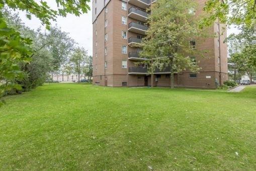 1004 - 3065 Queen Frederica Dr, Condo with 1 bedrooms, 1 bathrooms and 1 parking in Mississauga ON | Image 16