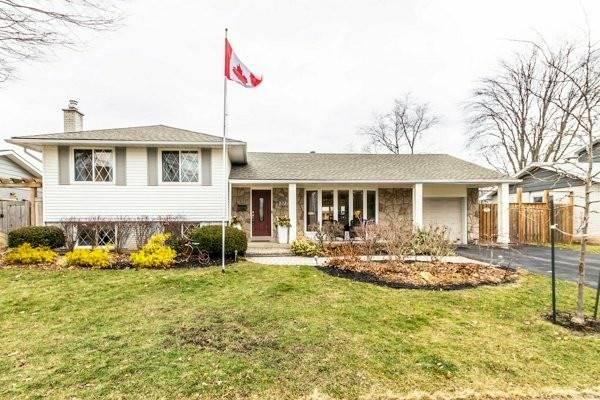 377 Cosburn Cres, House detached with 3 bedrooms, 2 bathrooms and 4 parking in Burlington ON | Image 12