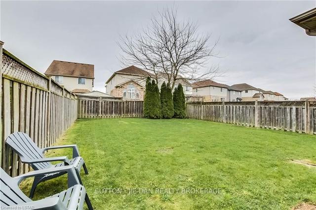 853 Mapleridge St, House detached with 3 bedrooms, 3 bathrooms and 4 parking in London ON | Image 28