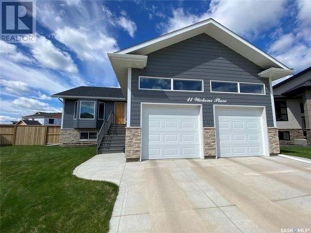 11 Wickens Place, House detached with 5 bedrooms, 3 bathrooms and null parking in Prince Albert SK | Card Image