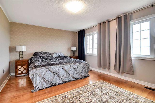 99 Westolivia Tr, House semidetached with 3 bedrooms, 4 bathrooms and 3 parking in Vaughan ON | Image 9