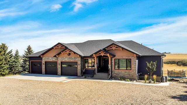 1259 Eagle View Court Sw, House detached with 5 bedrooms, 4 bathrooms and 4 parking in Forty Mile County No. 8 AB | Image 1