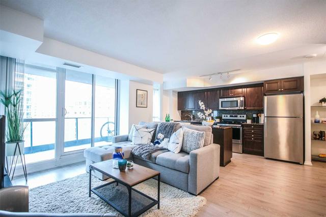 1069 - 209 Fort York Blvd, Condo with 2 bedrooms, 2 bathrooms and 1 parking in Toronto ON | Image 9