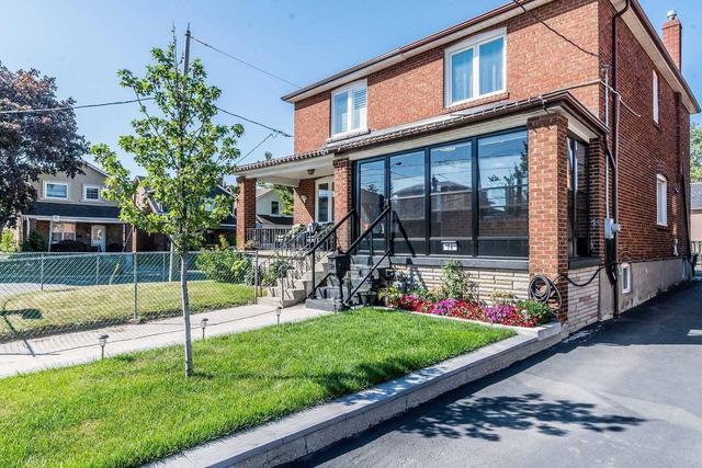 76 Kane Ave, House semidetached with 3 bedrooms, 2 bathrooms and 2 parking in Toronto ON | Image 12