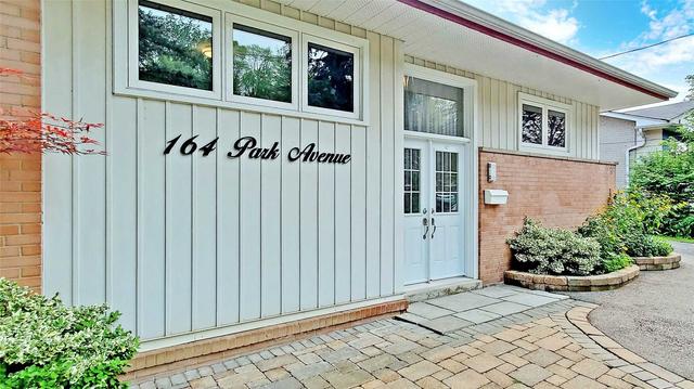 164 Park Ave, House detached with 3 bedrooms, 1 bathrooms and 3 parking in Newmarket ON | Image 37