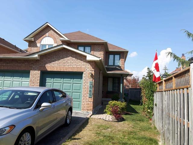3885 Rippleton Lane, House semidetached with 3 bedrooms, 2 bathrooms and 3 parking in Mississauga ON | Image 1