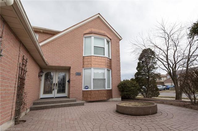 171 Highview Drive, House detached with 4 bedrooms, 2 bathrooms and null parking in Kitchener ON | Image 1