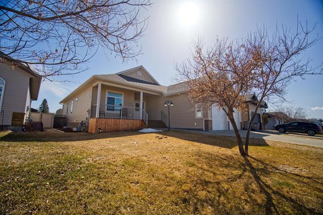 11 Cedar Heights, House detached with 4 bedrooms, 3 bathrooms and 6 parking in Whitecourt AB | Image 34