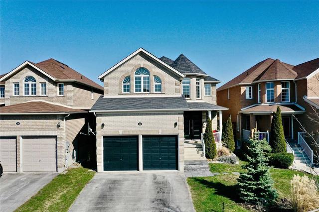 16 Parisian Cres, House detached with 3 bedrooms, 4 bathrooms and 6 parking in Barrie ON | Image 1