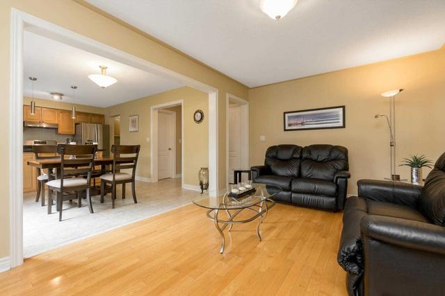 203 Miller Dr, House detached with 4 bedrooms, 3 bathrooms and 4 parking in Halton Hills ON | Image 11