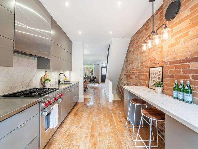 296 Logan Ave, House attached with 3 bedrooms, 2 bathrooms and 0 parking in Toronto ON | Image 7