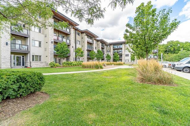 215 - 570 Lolita Gdns, Condo with 2 bedrooms, 2 bathrooms and 1 parking in Mississauga ON | Image 37