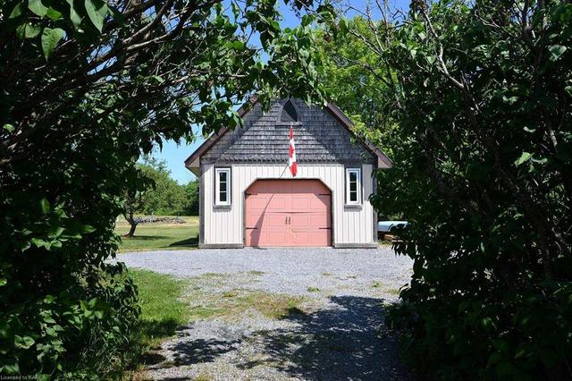 2462 Freeman Road, House detached with 3 bedrooms, 1 bathrooms and 10 parking in South Frontenac ON | Image 30