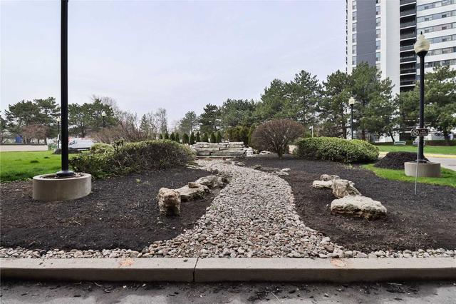 204 - 551 The West Mall, Condo with 3 bedrooms, 2 bathrooms and 1 parking in Toronto ON | Image 17
