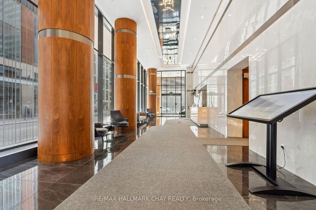 2310 - 19 Bathurst St, Condo with 1 bedrooms, 1 bathrooms and 0 parking in Toronto ON | Image 27