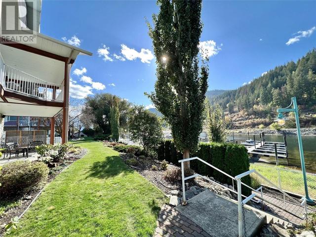 b201 - 1118 Riverside Avenue, Condo with 2 bedrooms, 2 bathrooms and null parking in Sicamous BC | Image 52