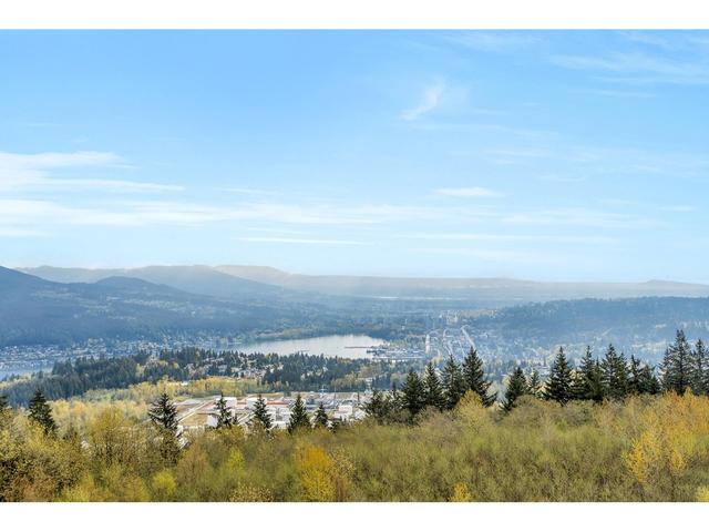 801 - 9288 University Crescent, Condo with 2 bedrooms, 2 bathrooms and null parking in Burnaby BC | Card Image