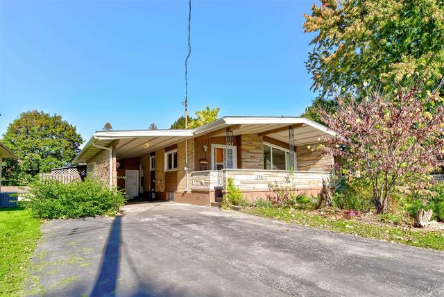 206 Kenneth Ave, House detached with 3 bedrooms, 2 bathrooms and 3 parking in Kitchener ON | Image 1