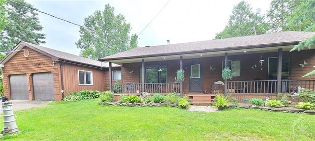 565 Craig Road, House detached with 4 bedrooms, 1 bathrooms and 8 parking in North Grenville ON | Image 1