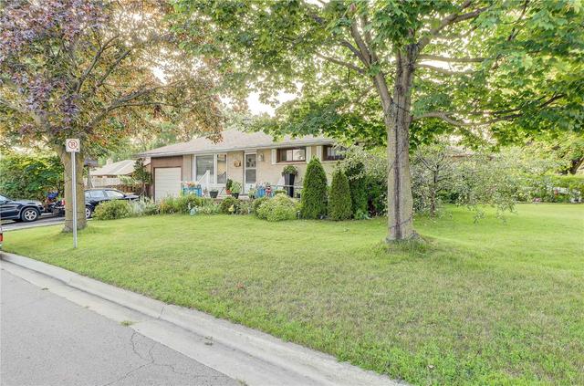 1216 Belvedere Ave, House detached with 3 bedrooms, 2 bathrooms and 5 parking in Oshawa ON | Image 29