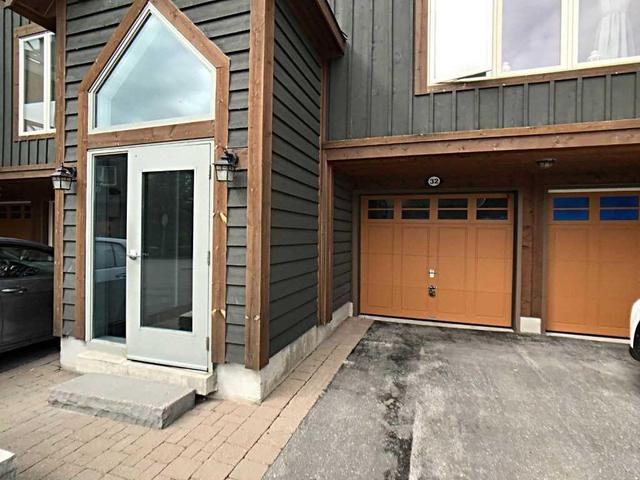 32 Joseph Tr, Condo with 2 bedrooms, 2 bathrooms and 1 parking in Collingwood ON | Image 19