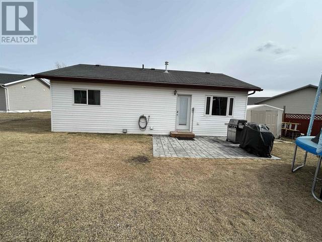 8728 81a Street, House detached with 3 bedrooms, 1 bathrooms and null parking in Fort St. John BC | Image 29