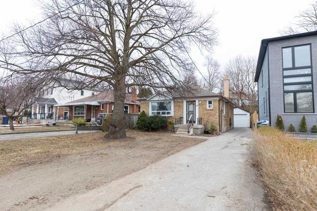 57 Cynthia Rd, House detached with 3 bedrooms, 2 bathrooms and 5 parking in Toronto ON | Image 12