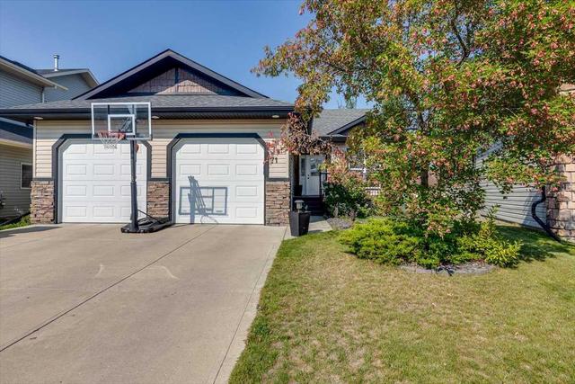 71 Issard Close, House detached with 5 bedrooms, 3 bathrooms and 2 parking in Red Deer AB | Image 1