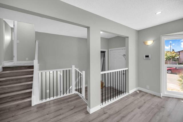 3 Falworth Way Ne, House detached with 5 bedrooms, 2 bathrooms and 2 parking in Calgary AB | Image 6