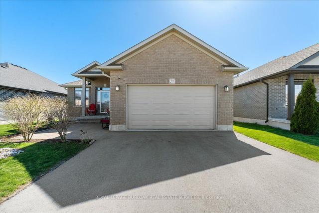 74 Hampton Ridge Dr, House detached with 2 bedrooms, 3 bathrooms and 4 parking in Belleville ON | Image 12
