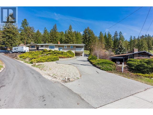 1276 Rio Drive, House detached with 4 bedrooms, 2 bathrooms and 6 parking in Kelowna BC | Image 5
