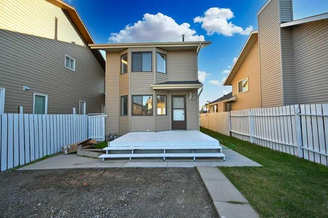 92 Martingrove Way, Home with 4 bedrooms, 3 bathrooms and 3 parking in Calgary AB | Image 42