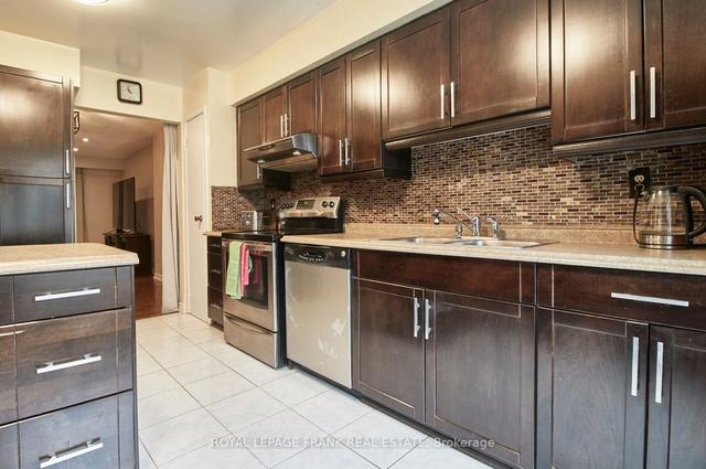 35 - 33 Dundalk Dr, Townhouse with 3 bedrooms, 3 bathrooms and 1 parking in Toronto ON | Image 22