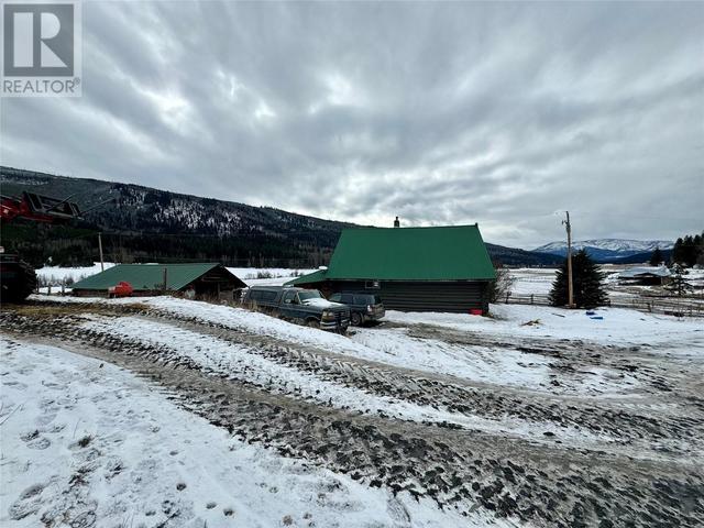 8265 China Valley Road, House detached with 2 bedrooms, 1 bathrooms and 8 parking in Thompson Nicola L (Grasslands) BC | Image 33