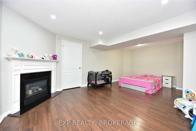 58 Tanglemere Cres, House semidetached with 3 bedrooms, 4 bathrooms and 3 parking in Brampton ON | Image 9