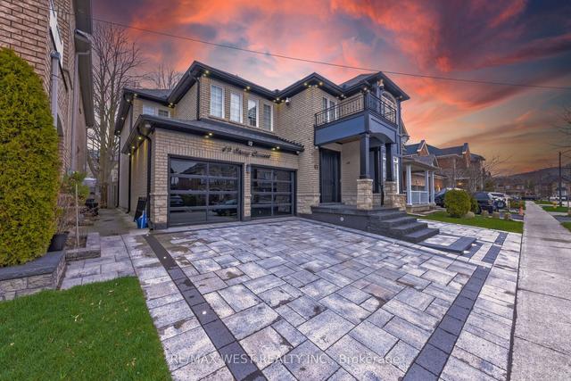 49 Starry Cres, House detached with 4 bedrooms, 3 bathrooms and 5 parking in Toronto ON | Image 23