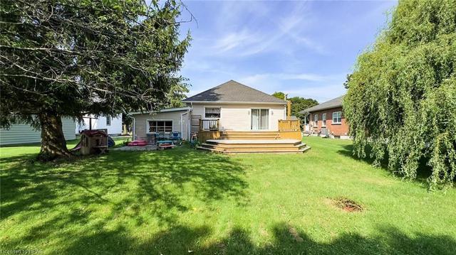 161 South Street, House detached with 4 bedrooms, 2 bathrooms and 4 parking in Goderich ON | Image 32
