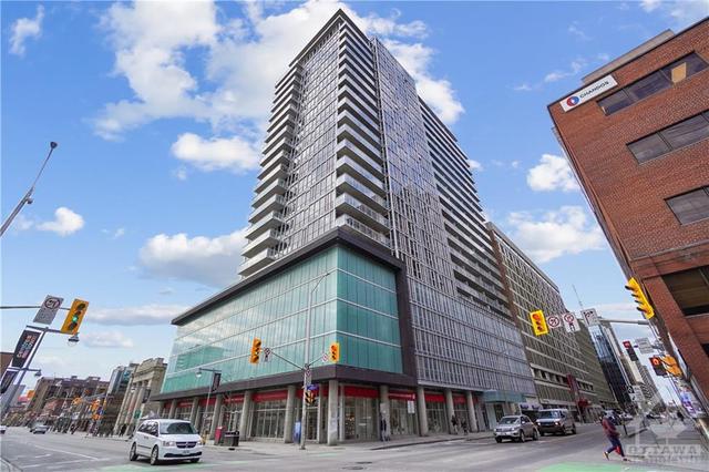 2203 - 324 Laurier Avenue W, Condo with 1 bedrooms, 1 bathrooms and null parking in Ottawa ON | Image 1
