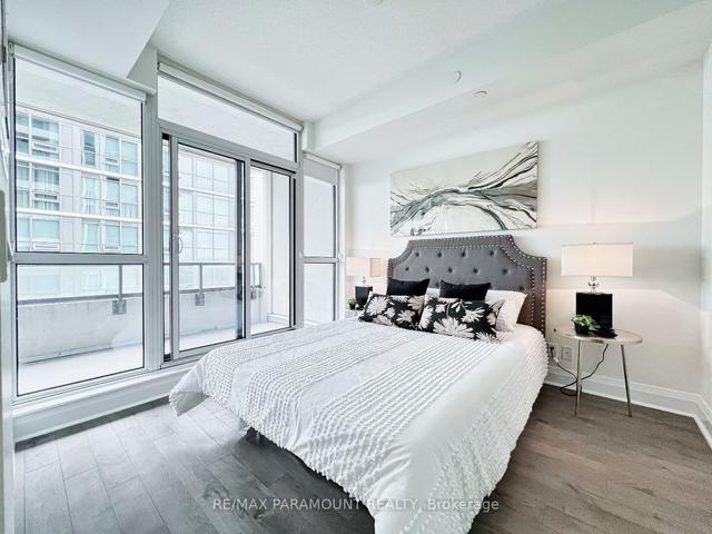 701 - 17 Zorra St, Condo with 1 bedrooms, 1 bathrooms and 0 parking in Toronto ON | Image 11