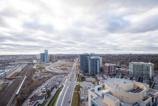 Lph7 - 3 Michael Power Pl, Condo with 2 bedrooms, 2 bathrooms and 1 parking in Toronto ON | Image 11
