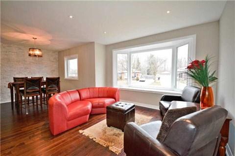 140 Toynbee Tr, House detached with 3 bedrooms, 3 bathrooms and 3 parking in Toronto ON | Image 5