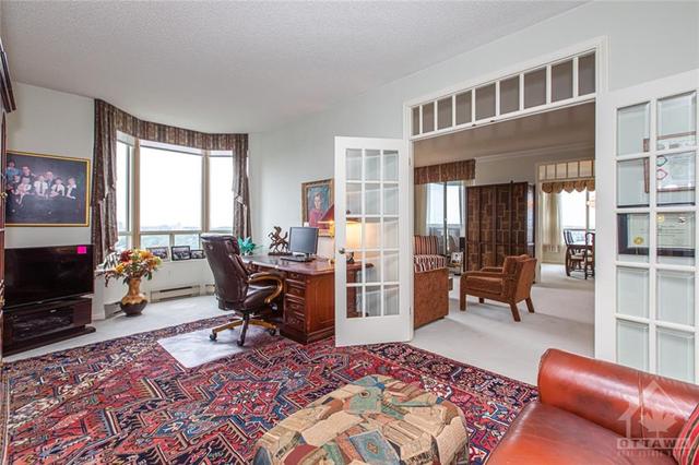 2002 - 1480 Riverside Drive, Condo with 2 bedrooms, 3 bathrooms and 1 parking in Ottawa ON | Image 11