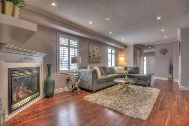 71 Albright Rd, House semidetached with 3 bedrooms, 4 bathrooms and 3 parking in Brampton ON | Image 9