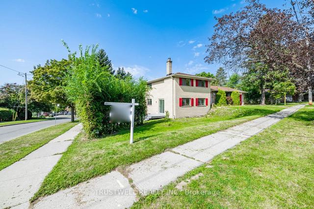 66 Rameau Dr, House detached with 3 bedrooms, 3 bathrooms and 3 parking in Toronto ON | Image 30