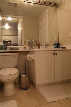 302 - 455 Rosewell Ave, Condo with 1 bedrooms, 1 bathrooms and 1 parking in Toronto ON | Image 5