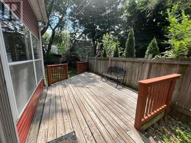 33 Anndale Dr, House detached with 3 bedrooms, 3 bathrooms and 4 parking in Toronto ON | Image 20