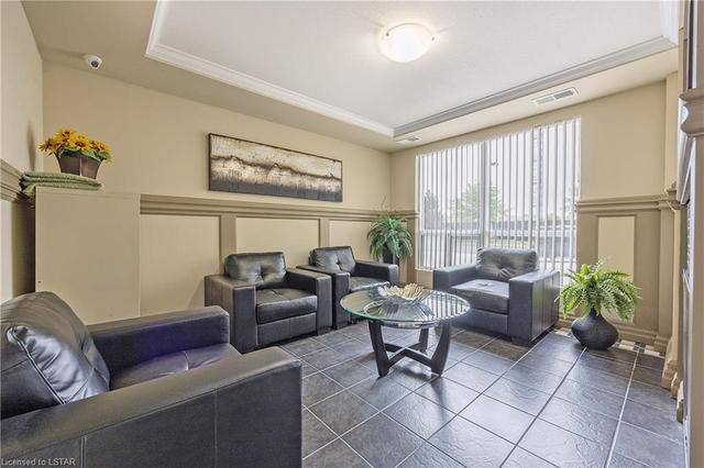 803 - 1030 Coronation Drive, House attached with 2 bedrooms, 2 bathrooms and null parking in London ON | Image 37